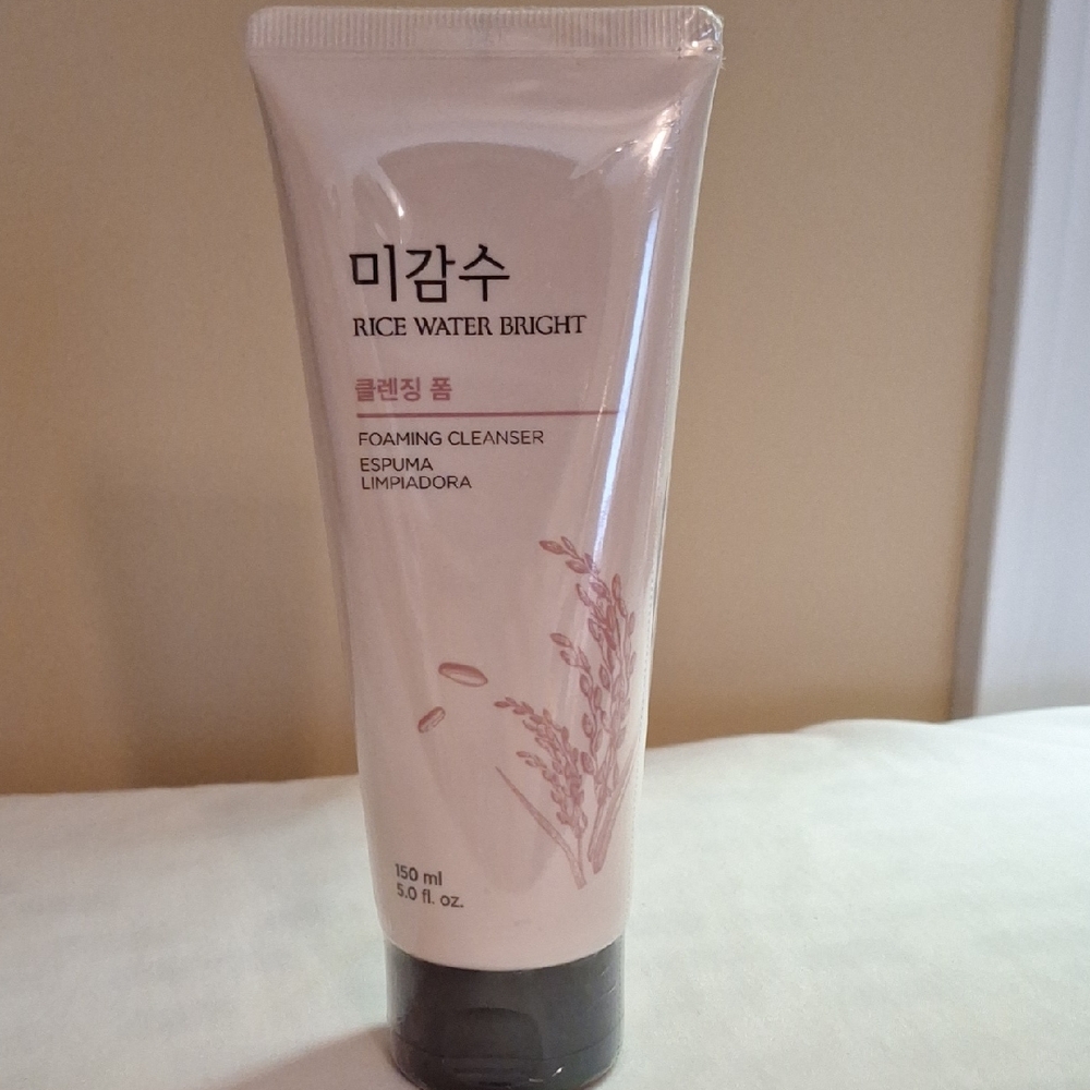 Avon-The Face Shpp Rice Water Bright Foaming Cleanser